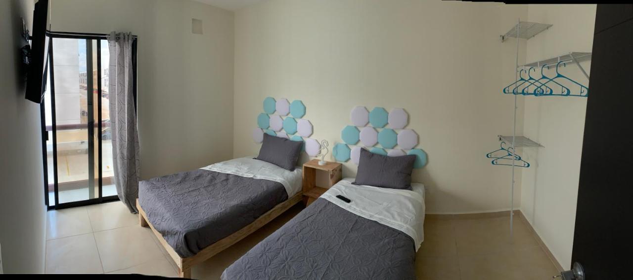 Yellowsub Apartments แคนคูน ภายนอก รูปภาพ