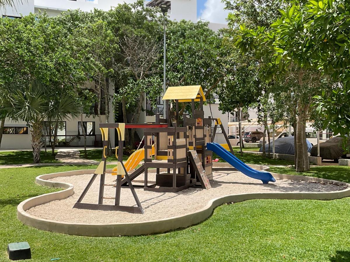 Yellowsub Apartments แคนคูน ภายนอก รูปภาพ